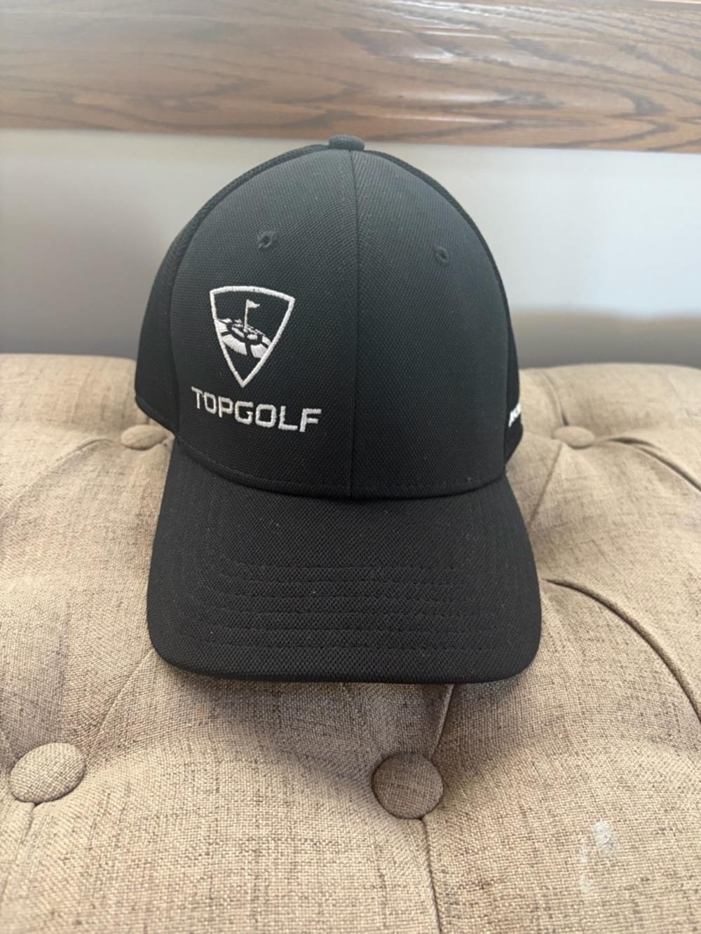 Men’s Topgolf Oakley Fitted hat S/M